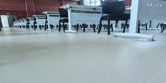 广雅2.0MM塑胶地板